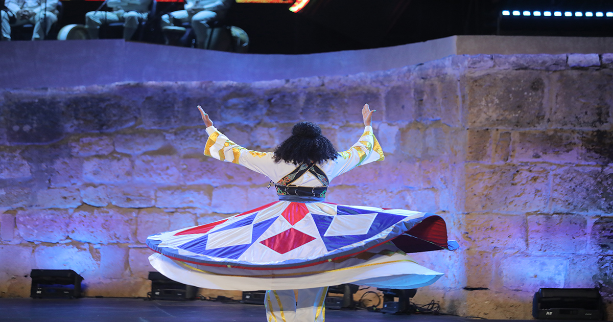 "Danses du monde" à Carthage : Quand les corps deviennent des ponts entre les cultures