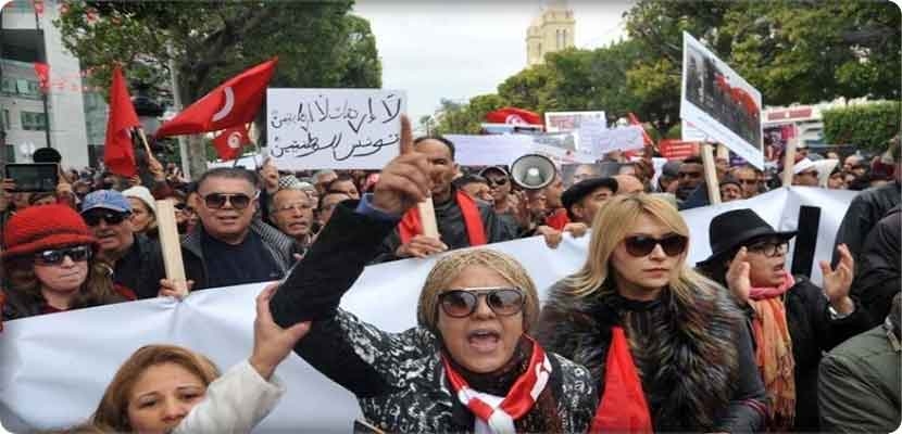 صورة من احتجاجات التونسيين ضد عودة الإرهابيين التونسيين