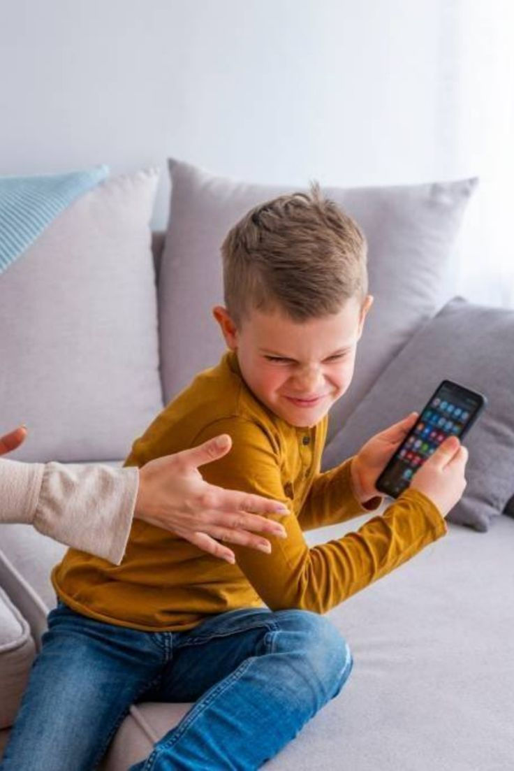 Smartphone et enfants : le danger que les parents ne voient pas venir