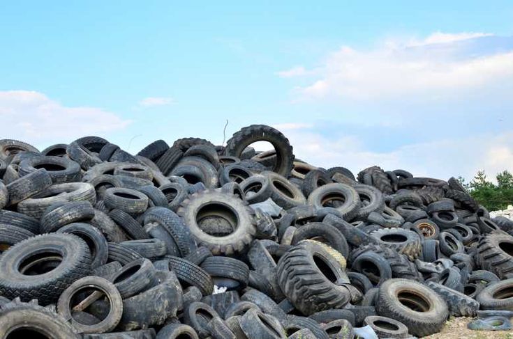 Les pneus : de la route à la mer, le voyage invisible d’une pollution