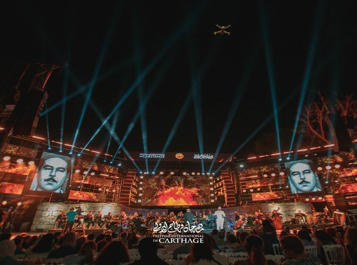 59ᵉ ÉDITION DU FESTIVAL INTERNATIONAL DE CARTHAGE 2025 : UN HYMNE À LA MÉMOIRE MUSICALE TUNISIENNE
