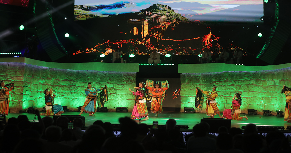"Dances of the World" at Carthage: When Bodies Become Bridges Between Cultures and Civilizations