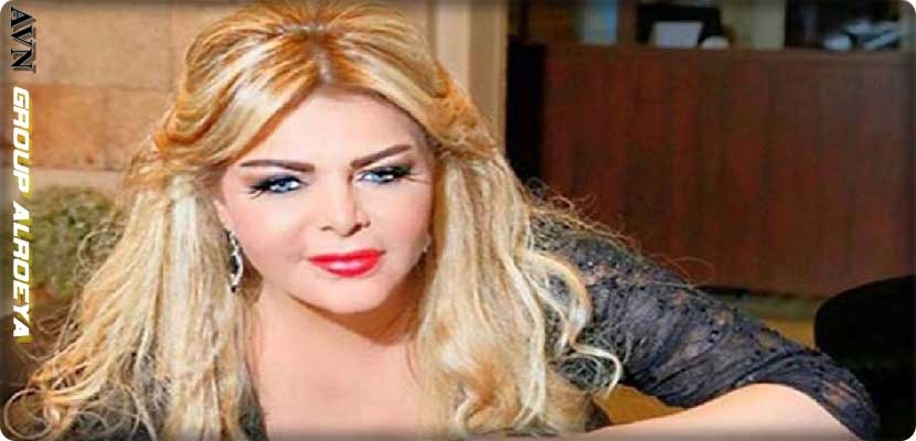 الفنانة ​الجزائرية فلة عبابسة